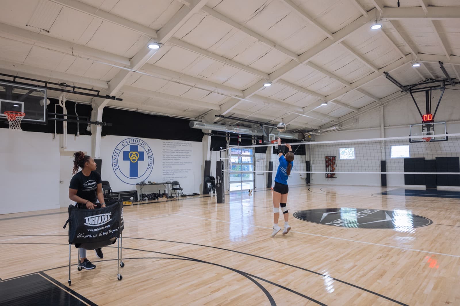 Volleyball coaching and training at THE ARMORY